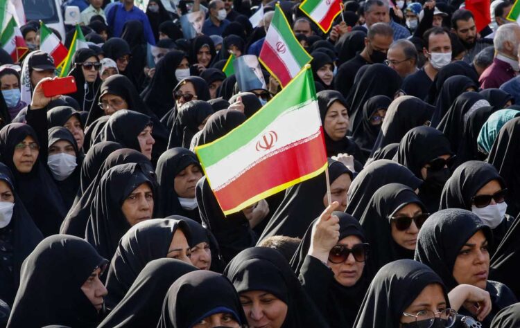 Protestas en Irán entran en su cuarta semana en medio de enfrentamientos