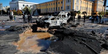 Al menos 10 muertos en Ucrania tras bombardeos masivos de Rusia