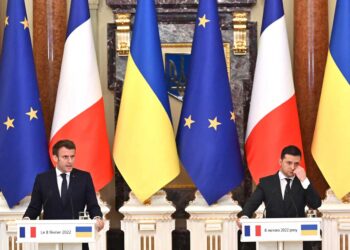 Gobierno ruso ve ‘señales positivas’ tras visita de Macron a Kiev