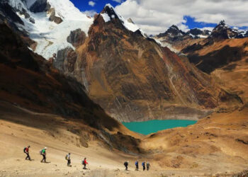 Derretimiento de glaciares generó aparición de 3.000 nuevas lagunas en Perú
