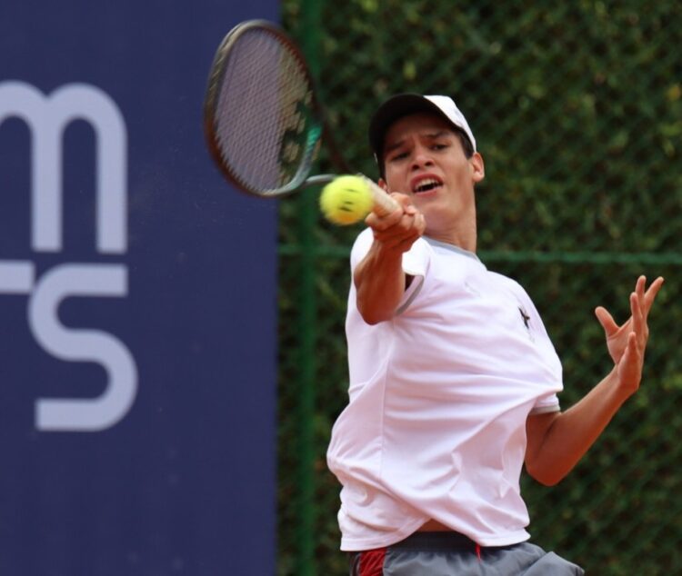 Prado da batalla, pero cae en el Wimbledon Junior