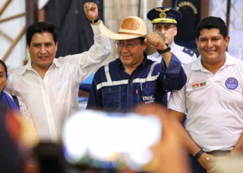 Arce dice que ‘espíritu revolucionario’ de 1982 recuperó la democracia en Bolivia en 2020