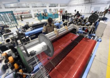 El Ejecutivo afirma que industriales se beneficiarán con el cambio de matriz energética