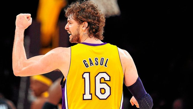 Los Lakers colgarán la camiseta de Pau Gasol junto a sus leyendas