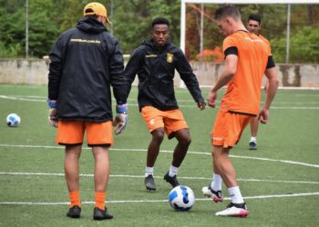 Caracas FC y The Strongest se juegan su futuro en la Copa Libertadores