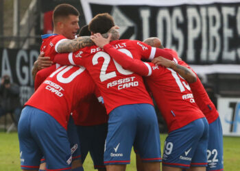 Nacional y Unión lanzan en Uruguay los octavos de final de la Sudamericana