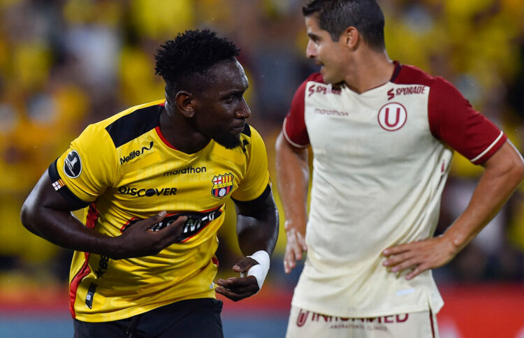 Barcelona gana 2-0 a Universitario en la ida de segunda fase de la Libertadores