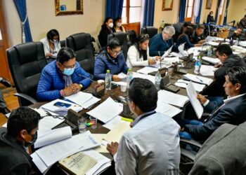 Comisión recibe 133 impugnaciones contra candidatos a la Defensoría del Pueblo