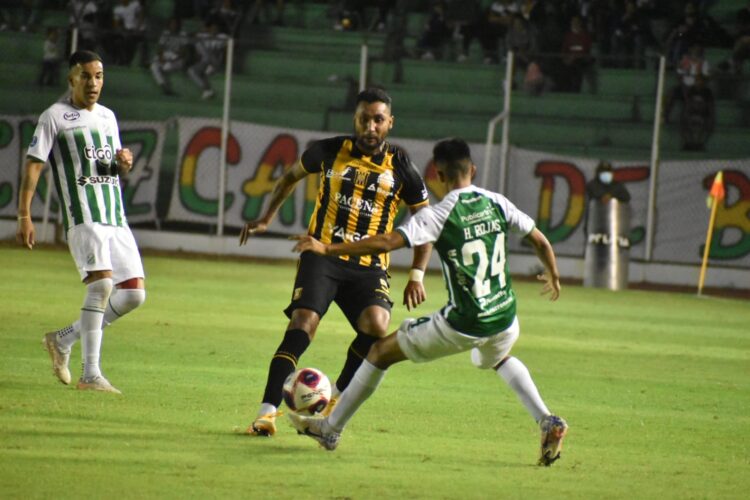 Oriente es multado con $us 5.000 y podrá jugar en el Tahuichi