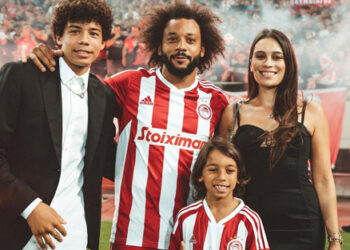 Más de 20.000 hinchas dan la bienvenida al brasileño Marcelo en Olympiacos
