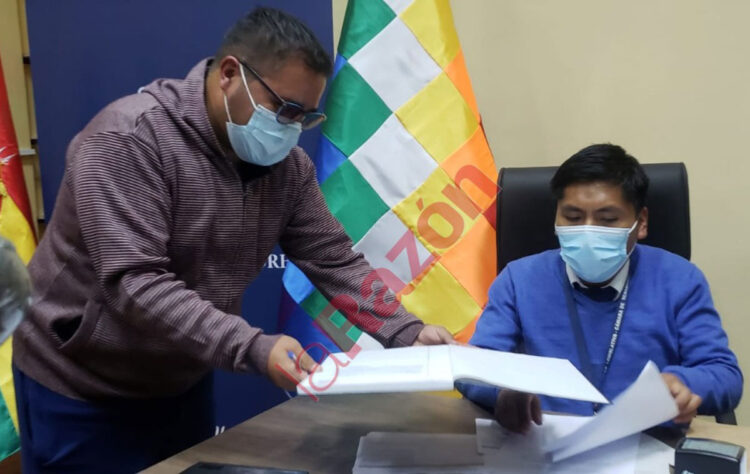 En el quinto día de registro, dos postulantes a Defensor del Pueblo