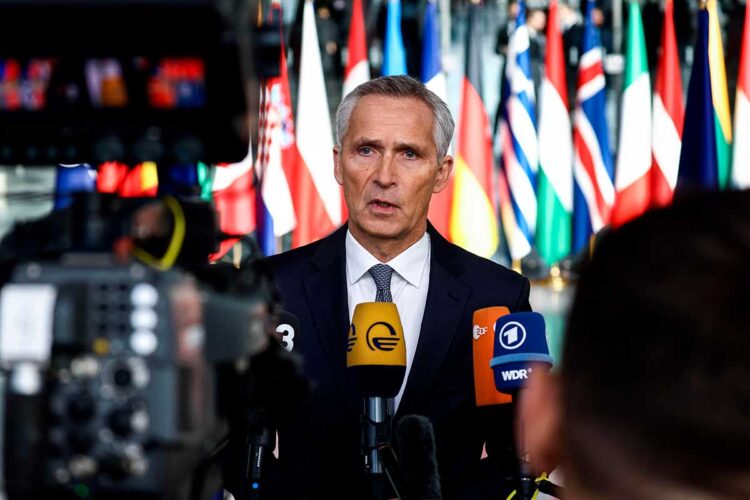 OTAN pide a aliados reforzar la defensa antiaérea de Ucrania