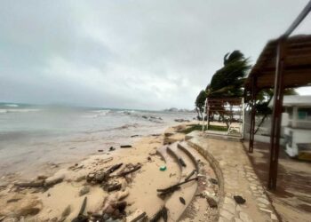 Huracán Julia impacta en Nicaragua tras golpear Colombia