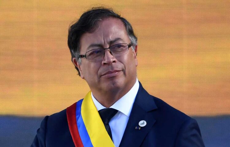 Nuevo presidente de Colombia pide terminar con fracasada ‘guerra’ antidrogas
