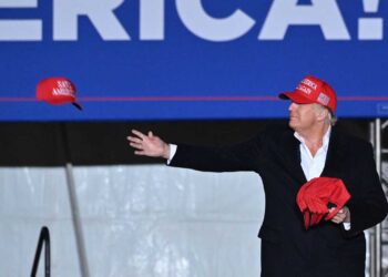 Bufete contable abandona a Organización Trump como clienta