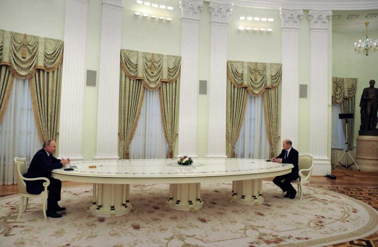Putin y Scholz reunidos para hablar de Ucrania y seguridad europea
