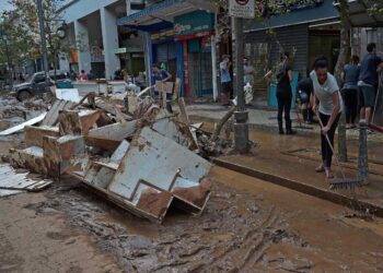 La lluvia vuelve a caer en Petrópolis, que sigue sumando muertos por el temporal