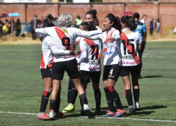 Always Ready gana y es candidato al título en la Simón Bolívar femenina