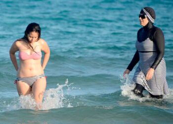 El ‘burkini’ sacude el debate político en Francia