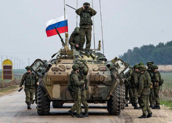 Putin ordena a su ejército entrar en los territorios prorrusos de Ucrania