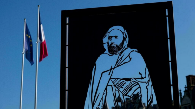 Vandalizan en Francia escultura de héroe argelino