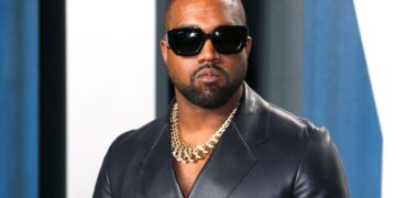 Kanye West fue ‘escoltado’ fuera de sede de Skechers en California