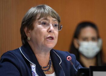 Bachelet anima a reanudar diálogo entre gobierno y oposición en Venezuela