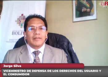 El Viceministro informa sobre la restructuración en DDRR. Foto: La Razón Radio