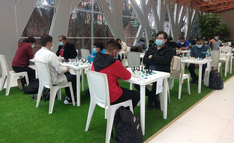 Mendoza y Cordero triunfan en el sexto Grand Prix de ajedrez