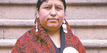 Elvira Espejo Ayca de nuestros alientos