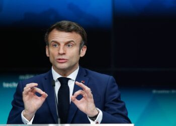 Macron pide a Berlín ‘solidaridad’ europea ante el alza de los precios de la energía