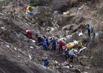 Francia pone fin a investigación de accidente aéreo de Germanwings en 2015