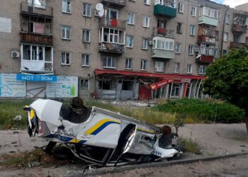 Ataque ruso cerca de Mikolaiv deja muertos y un hospital destruido