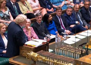Conservadores británicos lanzan ronda de votaciones para elegir a primer ministro