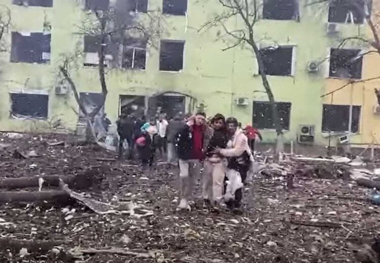 Rusia justifica bombardeo a hospital pediátrico: ‘servía de base a nacionalistas’