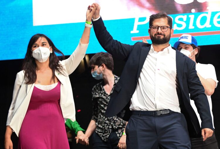 Boric, el presidente más joven de Chile que promete un giro feminista, ecológico y moderado