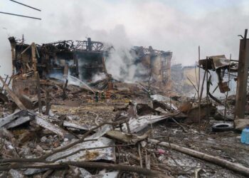 Rusia bombardea la ciudad de Dnipro, en el centro de Ucrania