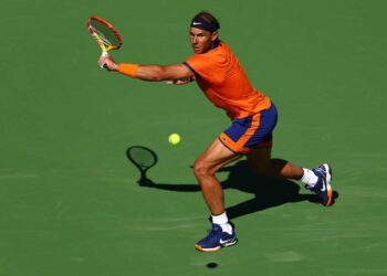Rafa Nadal sobrevive al arranque en Indian Wells con otra épica remontada