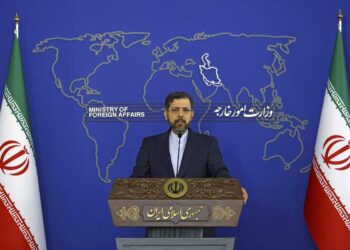 Irán advierte contra las ‘amenazas’ de Irak tras disparos de misiles en Erbil