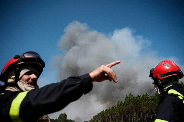 Evacúan a 5.000 personas más por Incendios en Francia