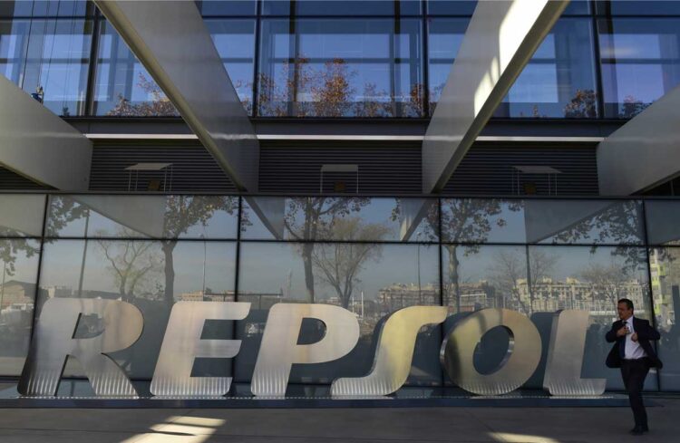 petrolera_repsol.jpg