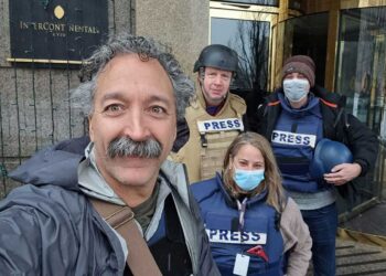 La guerra en Ucrania, terreno minado para periodistas