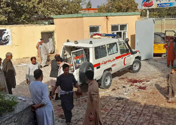 Al menos 10 muertos por explosión en mezquita sunita en Kabul
