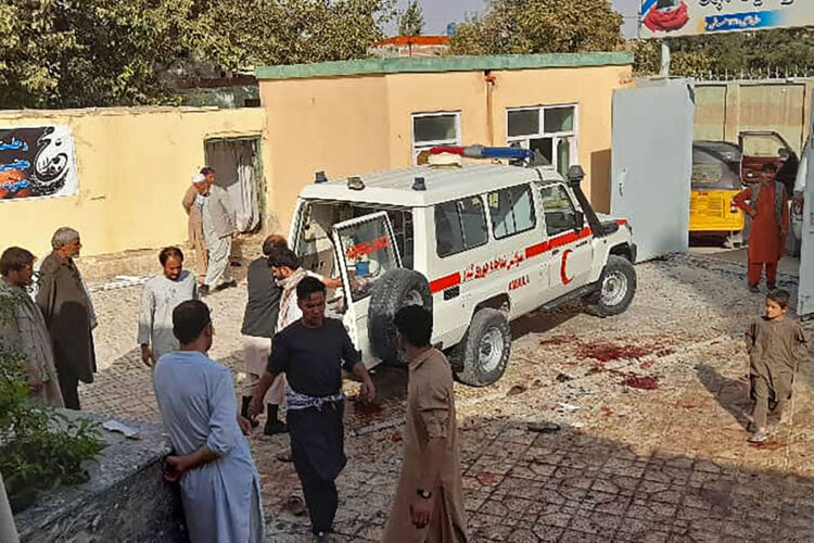 Al menos 10 muertos por explosión en mezquita sunita en Kabul