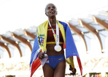 Yulimar Rojas ilumina Eugene con su tercer título mundial consecutivo