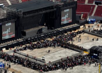 Redoblan seguridad en conciertos de Daddy Yankee en Chile tras desórdenes