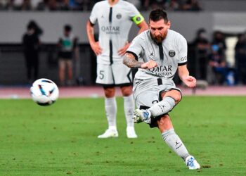 Messi guía al PSG al triunfo en primer amistoso de la gira por Japón