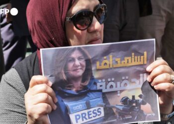Periodista de Al Jazeera muere por disparo de fuerzas israelíes en Cisjordania
