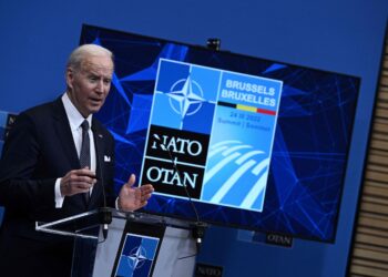 Biden promete ‘respuesta’ de la OTAN si Rusia usa armas químicas en Ucrania