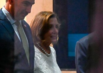 Pelosi inicia su gira por Asia en medio de tensiones entre EEUU y China